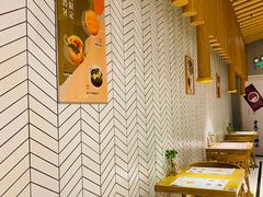 用餐区-炖物24章·顺时轻养茶(杭州保利时光里店)