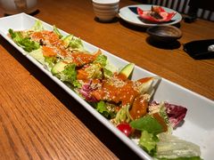 辣味鲑鱼鳄梨沙拉-贰捌零叁精致料理(钱湖店)