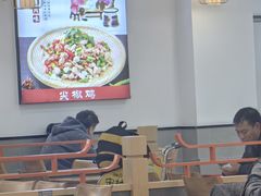 -观音桥步行街