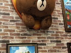 -LINE FRIENDS Garosu-gil Flagship Store