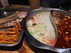 -七婆串串香(育秀路店)