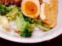 金奖卤鹅肉饭-陈鹏鹏潮汕菜(宝安机场T3航站楼店)