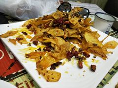 -扒虾小妹儿麻辣海鲜(宏图街店)