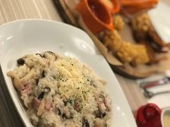 -必胜客(湘隆店)