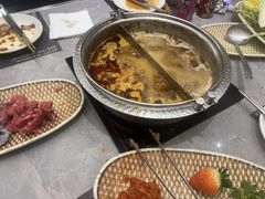 -一绪に寿喜烧(荟聚店)