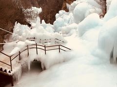 -大平台龙居瀑布旅游区