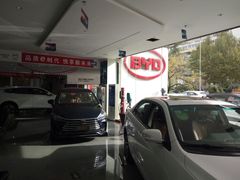 -比亚迪汽车王朝网(易能环耀银海大厦城市展厅)