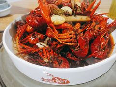 -茸梅路右拐龙虾-农家菜(松江店)