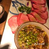 色泽上看上去很新鲜 牛舌的味道很好切片也是比较厚的