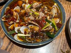 -蚝堡海鲜·威海菜·海肠捞饭·烧烤·亚洲吃蚝公司(幸福门店)