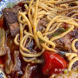 隐藏在舞蹈学院门口的牛肉面