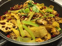 干锅牛蛙-蛙蛙叫干锅年代(簋街总店)