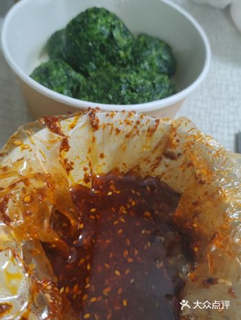 #0元玩转这座城 早上吃了绿菜，中午食堂也没放过绿菜