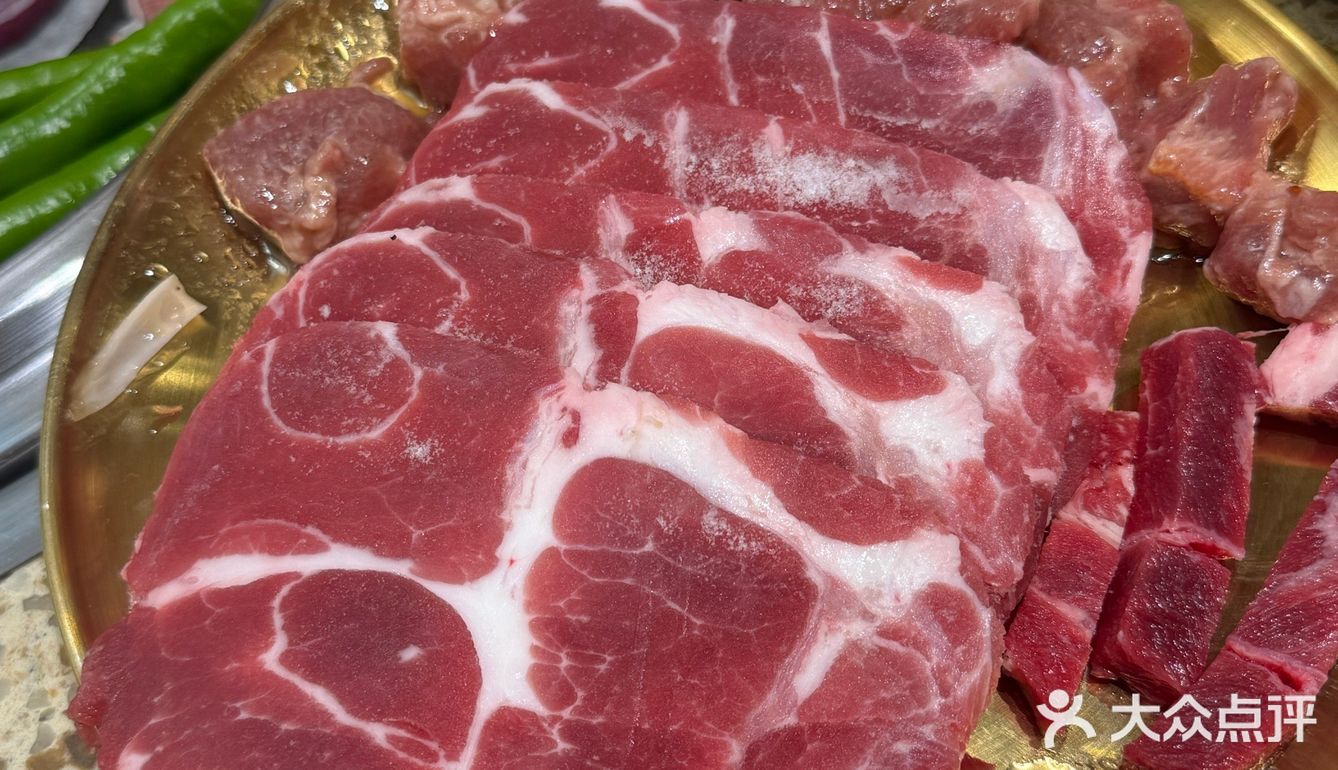 自助+单点的模式，可以随吃随点，千万不要浪费