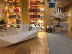 自助取餐区-新华里咖啡书吧(新华书店小寨店)