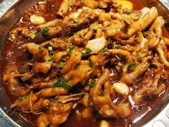 鸡爪煲-胖哥俩肉蟹煲(湖滨银泰in77店)