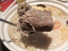 -三人行骨头王火锅(长寿店)