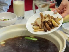 -天宜隆蘑菇宴火锅(石景山旗舰店)