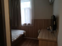 -汉庭(南京上海路地铁站店)