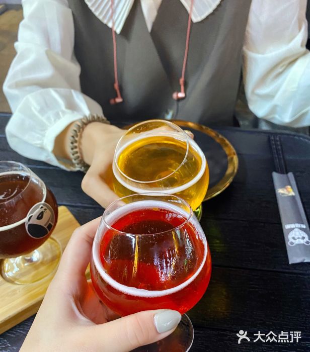 熊猫精酿啤酒厨房(中骏世界城店)橙皮小麦图片