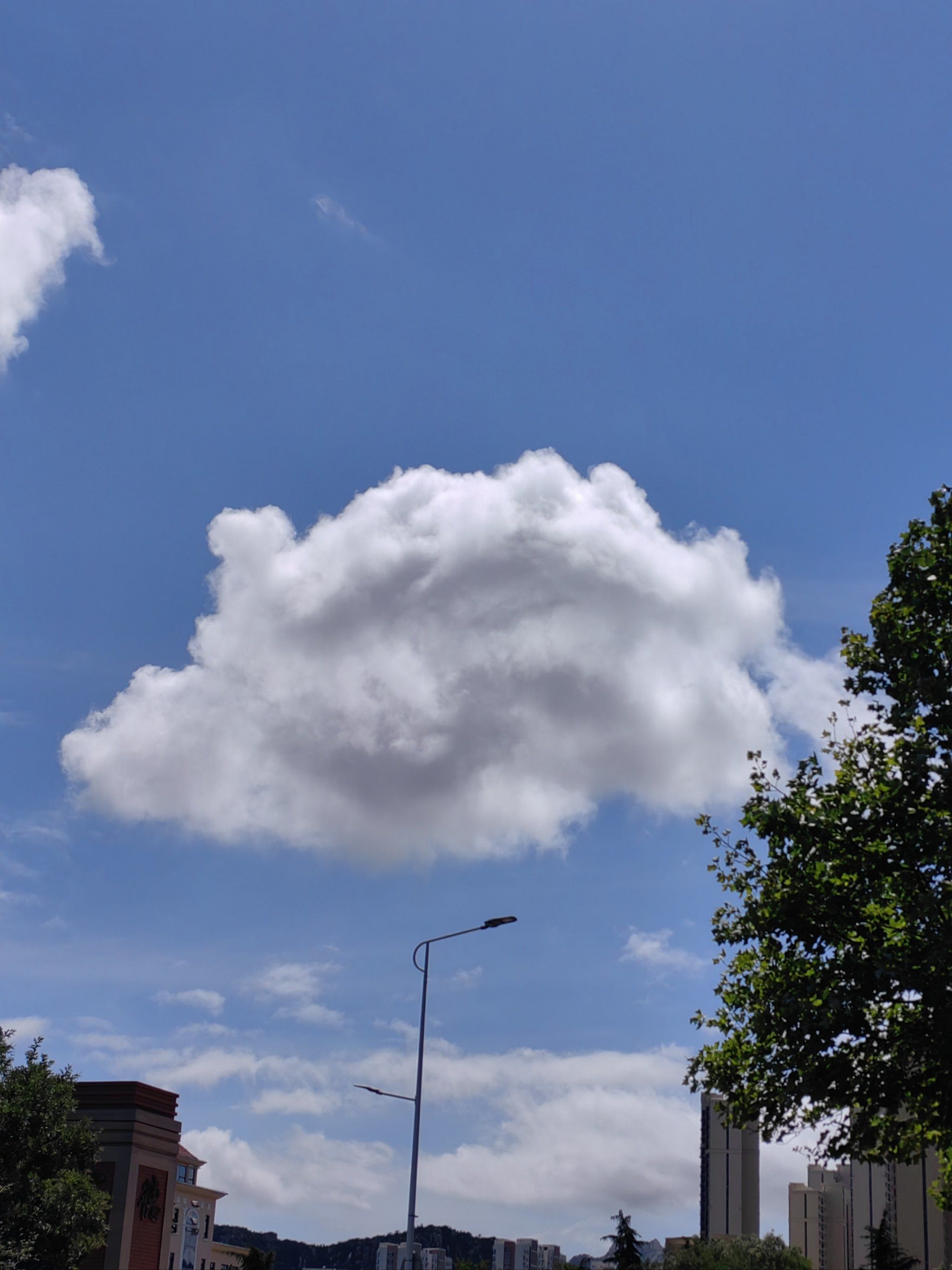 0元玩转这座城 #随手拍天空云朵 #云的心事只有风知道 #想看看你拍