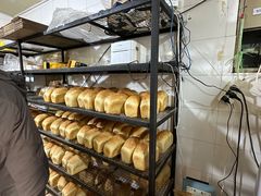 -秀云俄罗斯列巴屋(军星小区店)