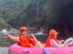 -安吉龙王山峡谷漂流