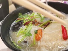 鸡腿肉米线-和平馆·地道港澳茶餐厅(西门口店)