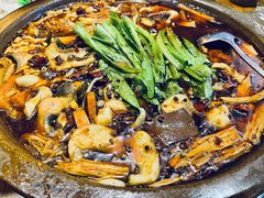 麻辣石锅鱼-都江堰石锅鱼