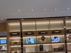 -茂昌眼镜(南京西路店)