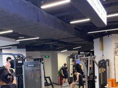 -超鹿运动(达信大厦店)