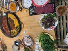 -歪胖子重庆老火锅(淮安楚州万达店)