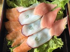 -鑫海汇海鲜烤肉火锅自助(七彩城店)