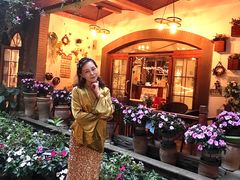 -月亮眼花园餐厅书吧酒吧