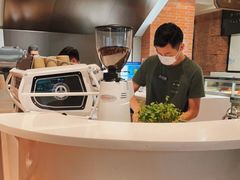 -潮一不贰·法式甜品·生日蛋糕·西式简餐(外滩店)