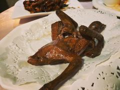 脆皮乳鸽-翠亭酒家(山西南路店)
