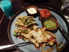 墨西哥风味香浓芝士鸡肉薄饼-blue frog蓝蛙(长泰广场店)