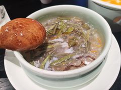 莼菜银鱼羹-吴越荣记苏州菜·松鼠桂鱼(月光码头店)