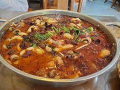 -褒河栈道渔庄(建工路总店)