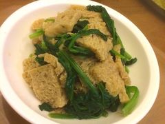 菠菜拌面筋-莲香西域·正宗新疆菜(龙华店)