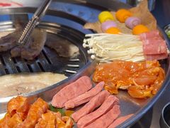 -哈哈碳都·牛肋条无限自助烤肉(宝龙店)