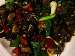 -临江餐馆二楼美食部落