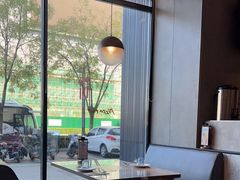 -必胜客(WOW黄骅华贸店)