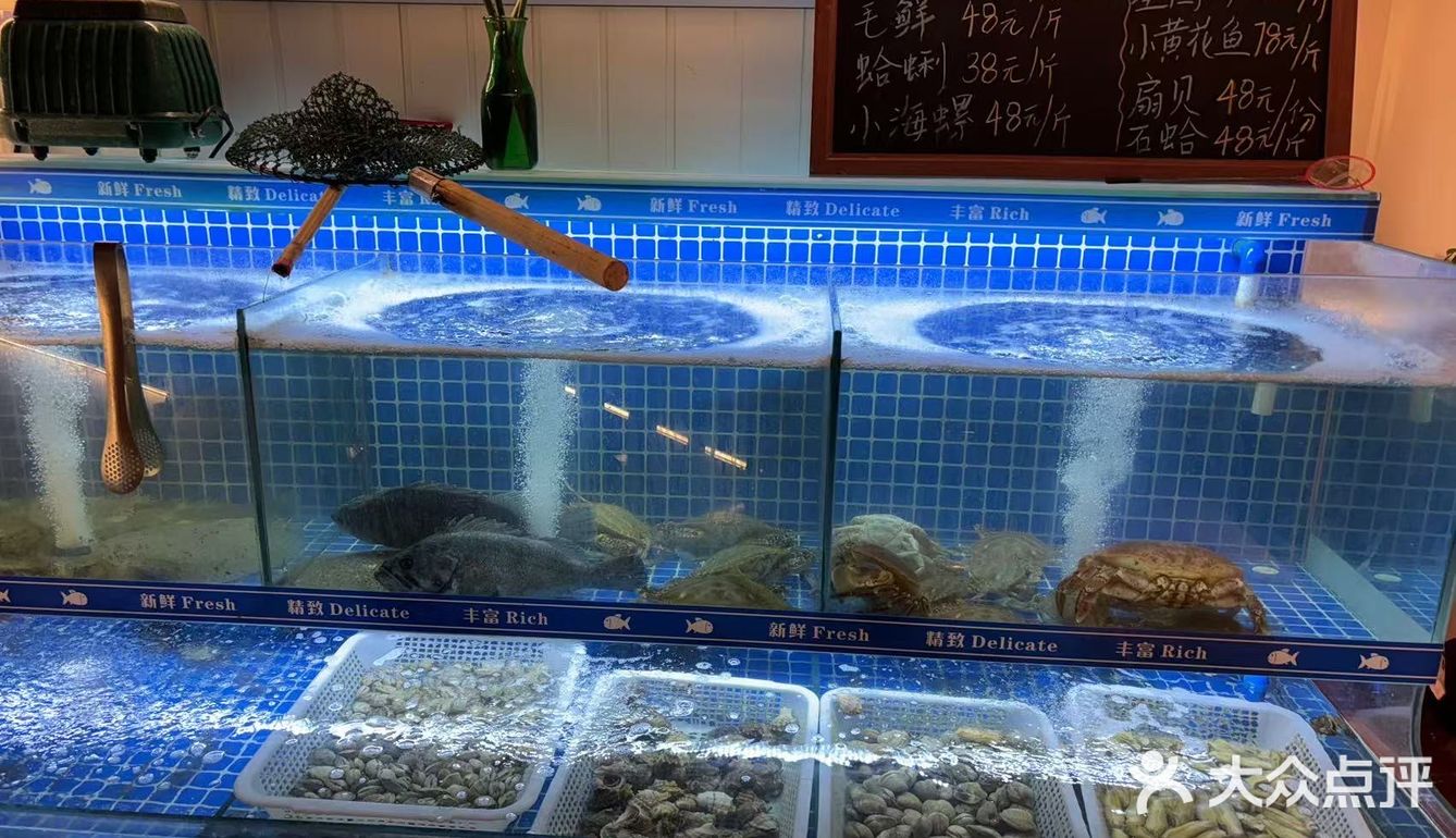 海边也有如此温馨实惠的小菜馆！