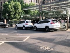 -地铁临平站P+R停车场(新城路)