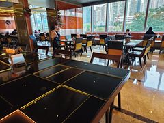 大堂-大中华希尔顿酒店-念自助餐·嗨啤·小龙虾