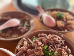 -大众跷脚牛肉馆·非遗传承单位(峨眉山店)