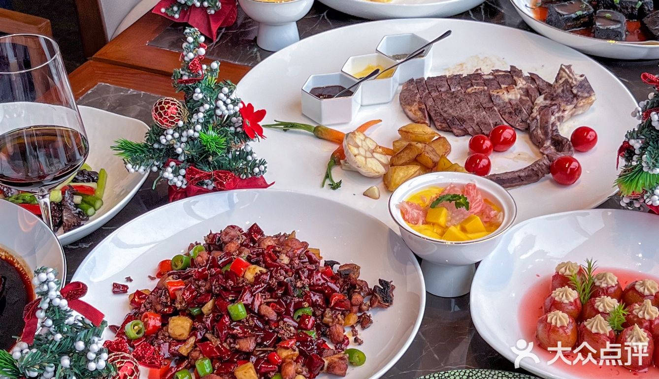 在青岛坠高端的餐厅过圣诞是什么体验🎄