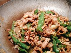 -费大厨辣椒炒肉(万家丽一店)