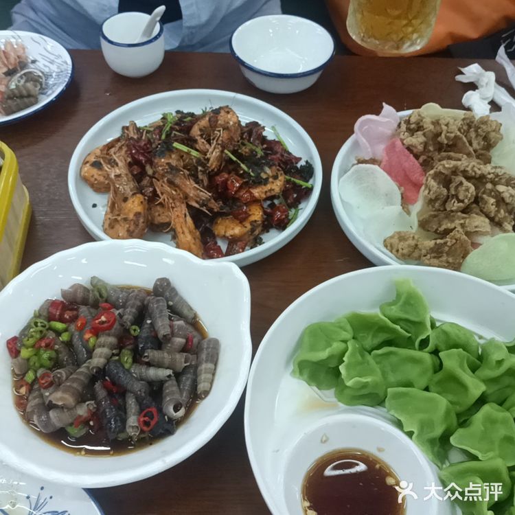 来青岛就要吃海鲜呀